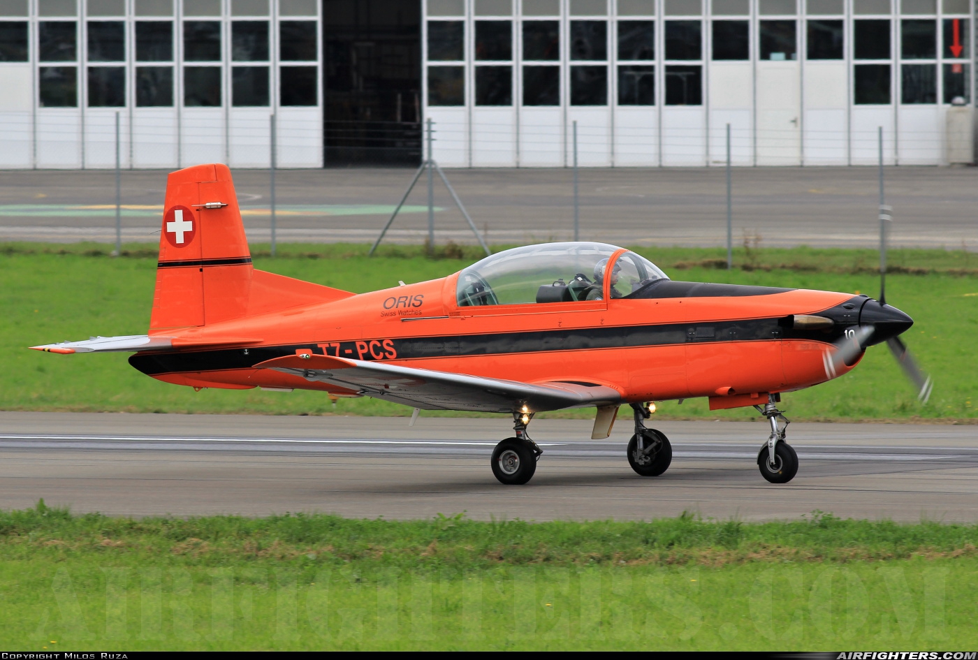 Private - Fliegermuseum Altenrhein Pilatus PC-7 Turbo Trainer T7-PCS at Payerne (LSMP), Switzerland