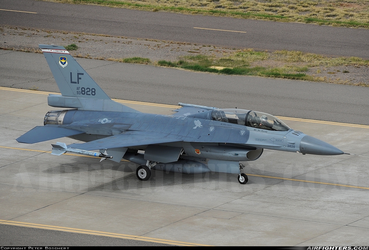 USA - Air Force General Dynamics F-16B Fighting Falcon 93-0828 at Glendale (Phoenix) - Luke AFB (LUF / KLUF), USA