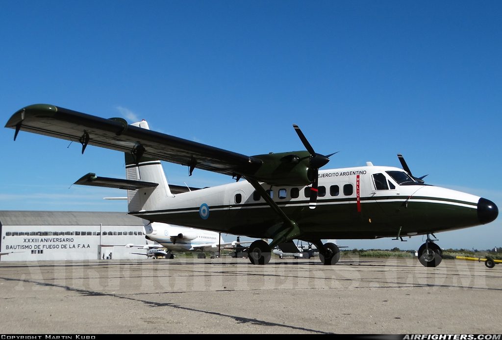 Argentina - Army De Havilland Canada DHC-6-200 Twin Otter AE-106 at El Palomar (PAL / SADP), Argentina