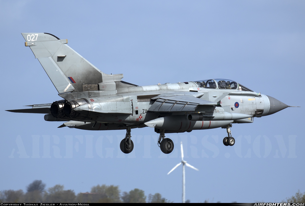UK - Air Force Panavia Tornado GR4 ZA462 at Leeuwarden (LWR / EHLW), Netherlands