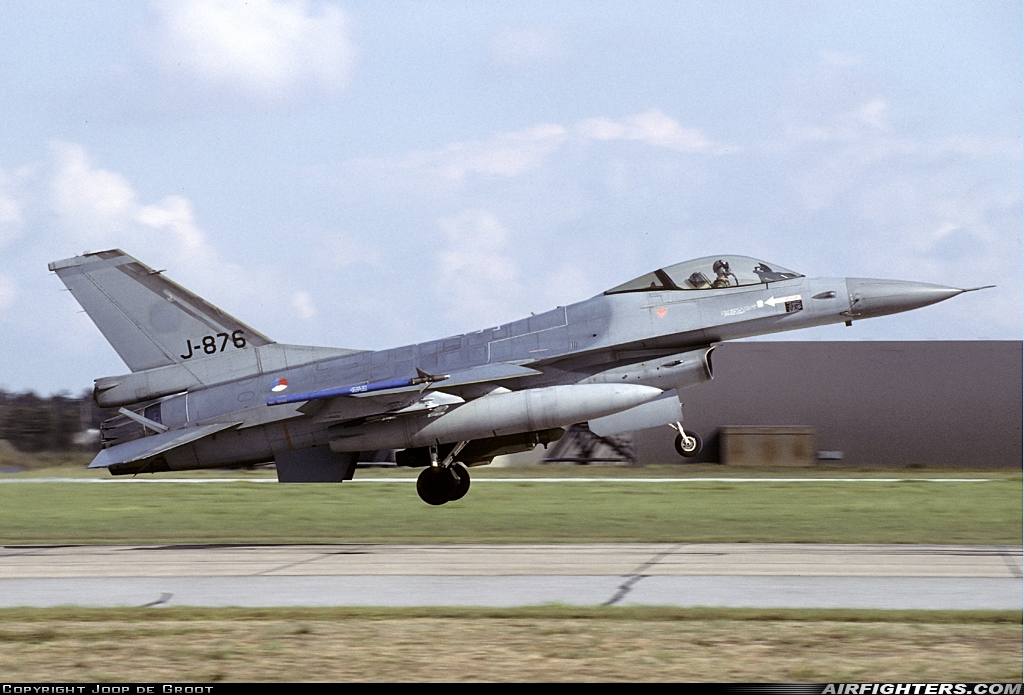 Netherlands - Air Force General Dynamics F-16A Fighting Falcon J-876 at Skrydstrup (EKSP), Denmark