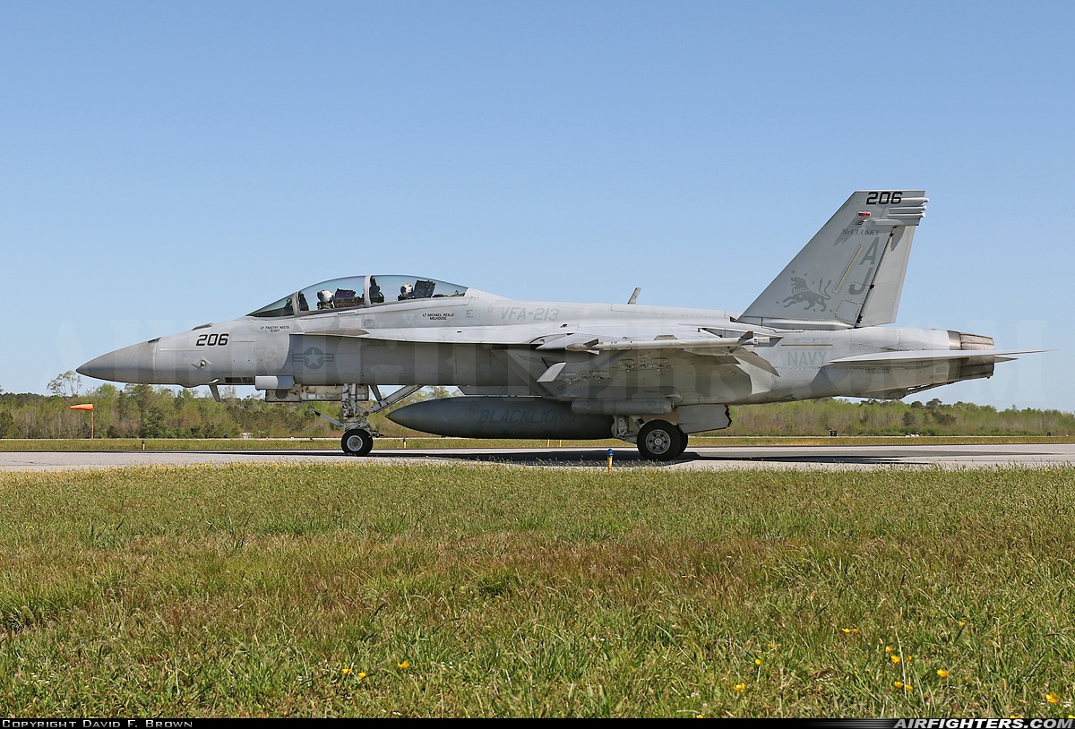 USA - Navy Boeing F/A-18F Super Hornet 166684 at Virginia Beach - Oceana NAS / Apollo Soucek Field (NTU / KNTU), USA