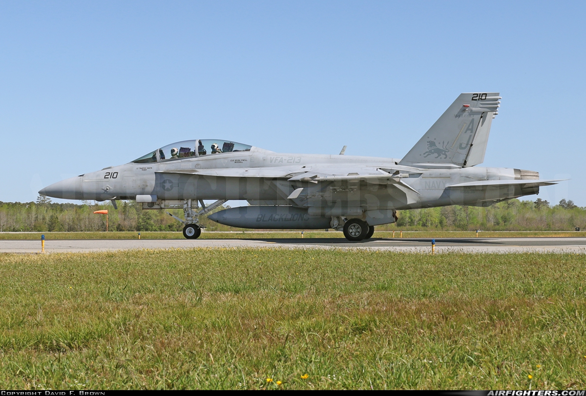 USA - Navy Boeing F/A-18F Super Hornet 166636 at Virginia Beach - Oceana NAS / Apollo Soucek Field (NTU / KNTU), USA