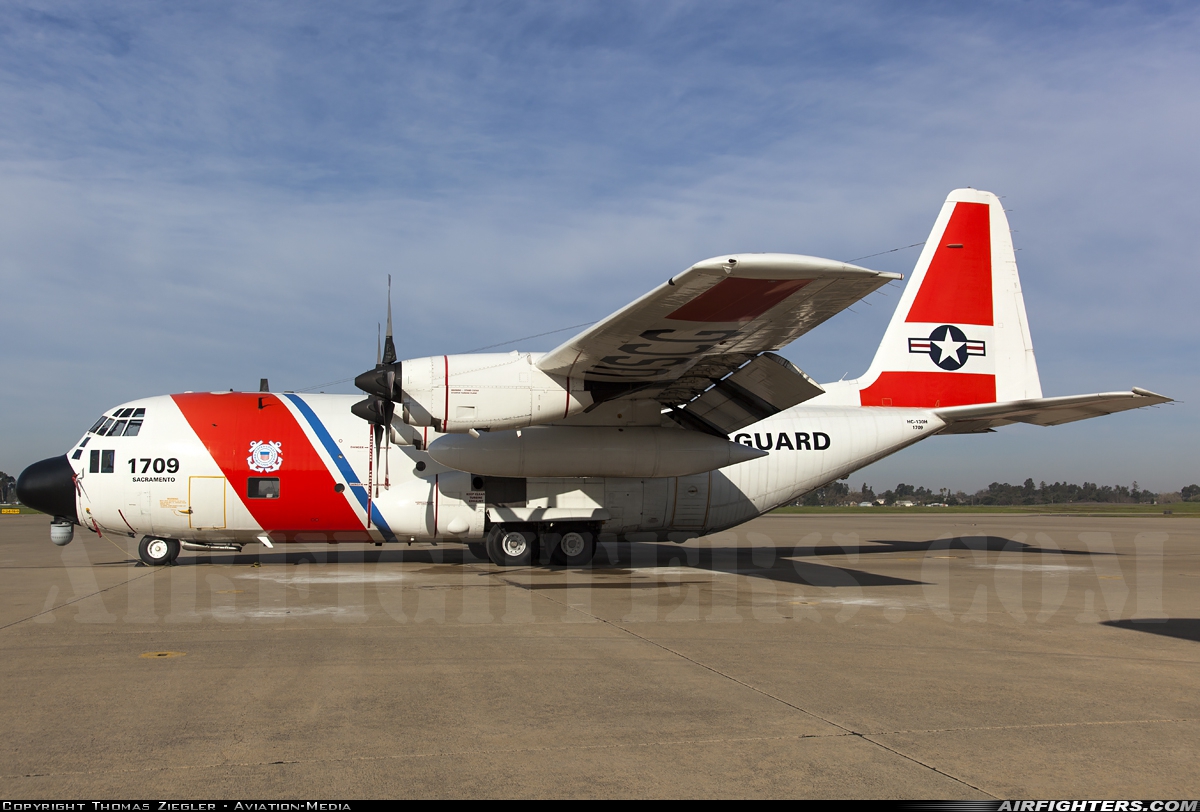 USA - Coast Guard Lockheed HC-130H Hercules (L-382) 1709 at Sacramento - McClellan Airfield (AFB) (MCC / KMCC), USA