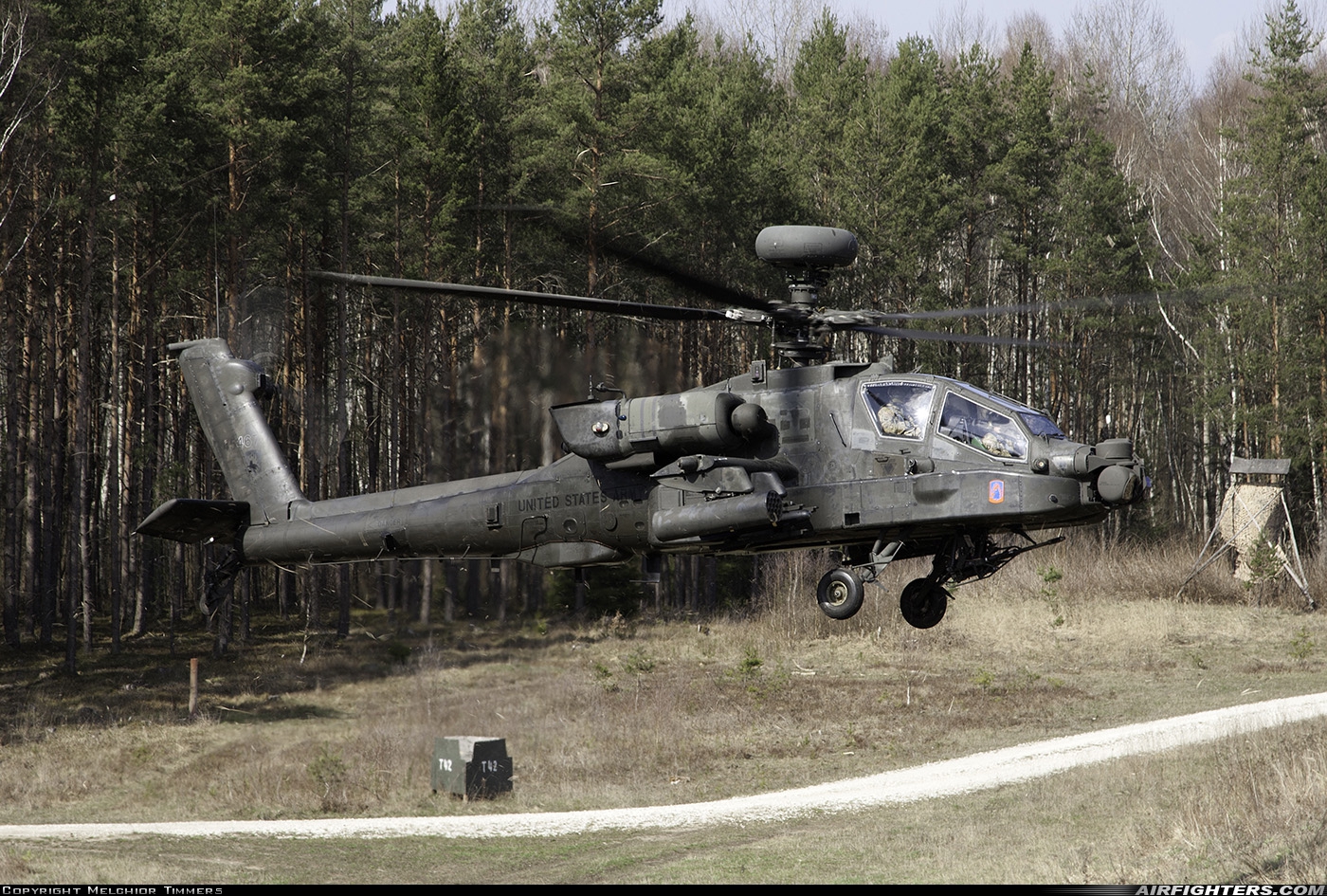 USA - Army McDonnell Douglas AH-64D Apache Longbow 04-05467 at Off-Airport - Grafenwöhr Training Area, Germany
