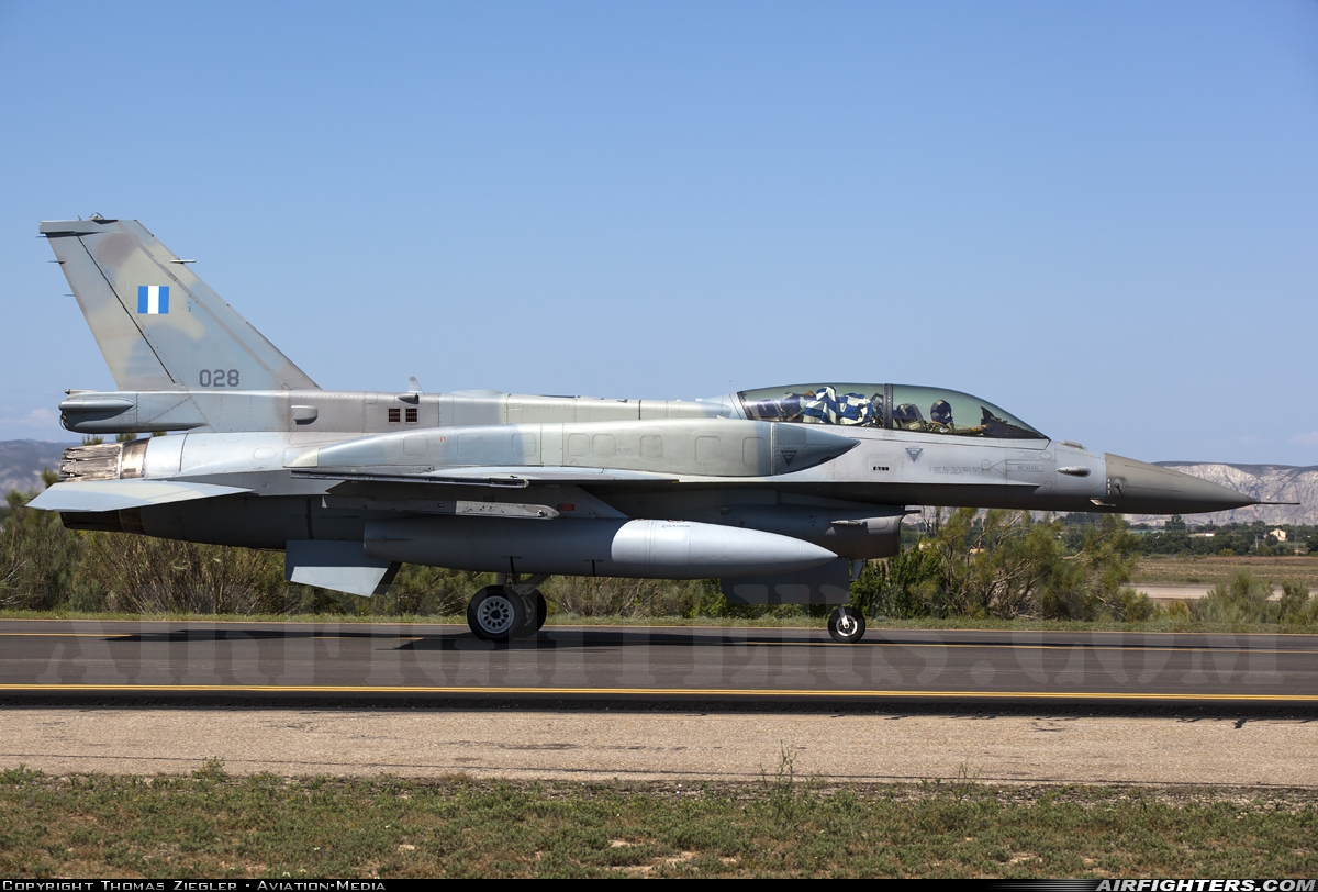 Greece - Air Force General Dynamics F-16D Fighting Falcon 028 at Zaragoza (ZAZ / LEZG), Spain