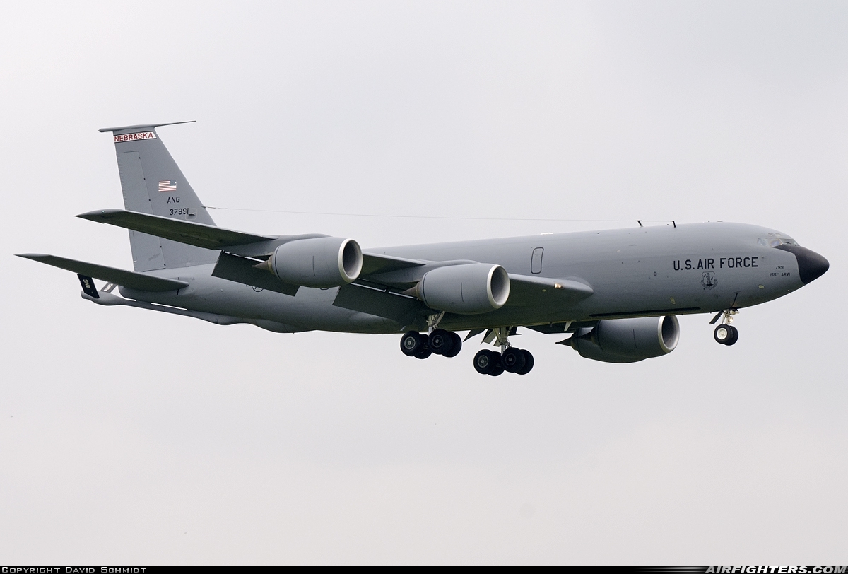 USA - Air Force Boeing KC-135R Stratotanker (717-100) 63-7991 at Mildenhall (MHZ / GXH / EGUN), UK