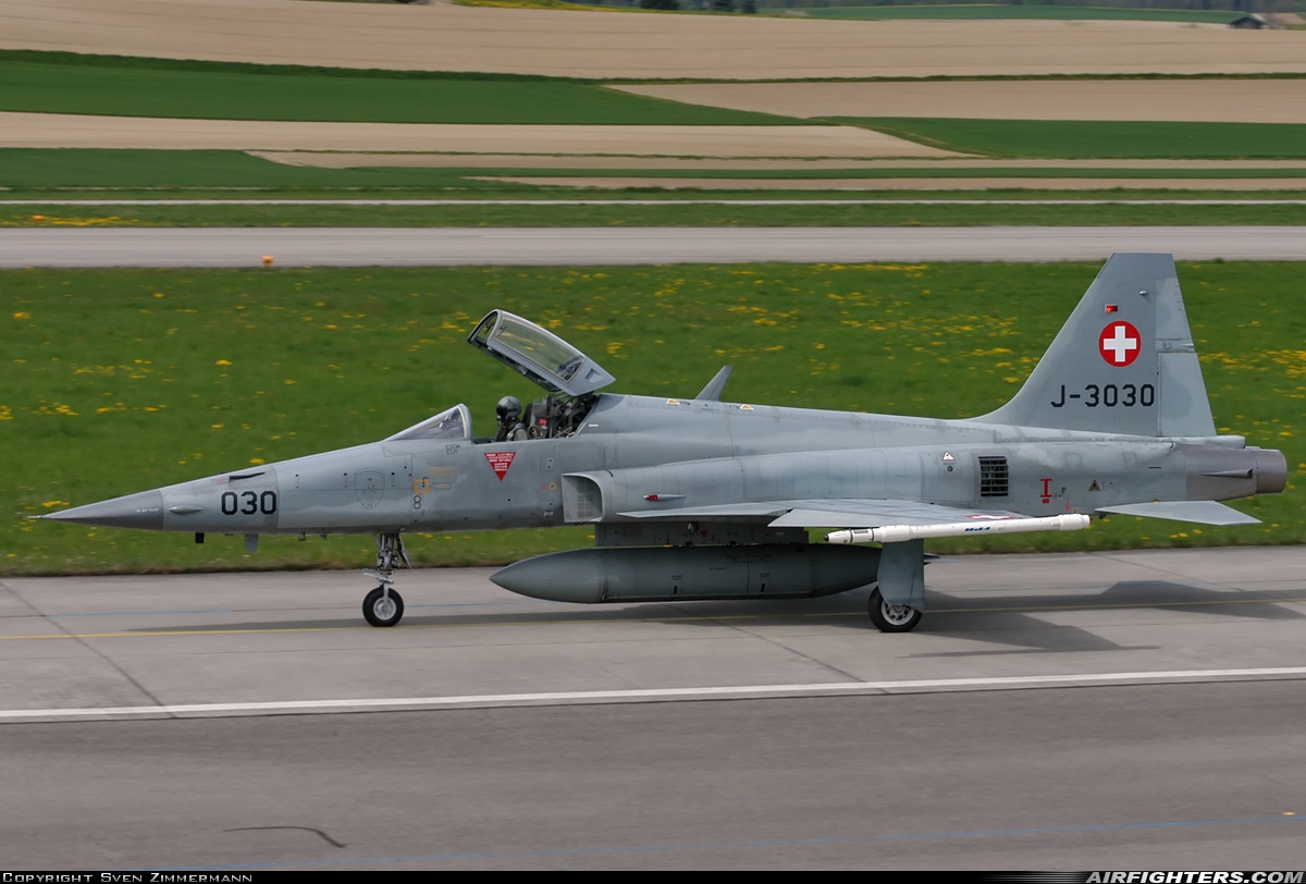 Switzerland - Air Force Northrop F-5E Tiger II J-3030 at Payerne (LSMP), Switzerland
