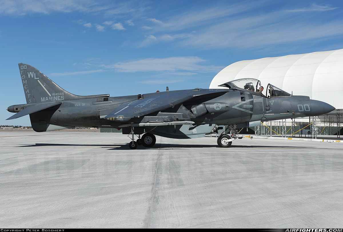 USA - Marines McDonnell Douglas AV-8B+ Harrier ll 164566 at Yuma - MCAS / Int. (NYL / KNYL), USA