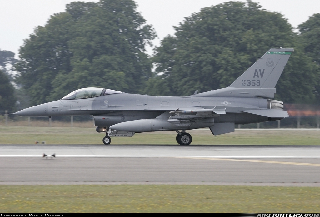 USA - Air Force General Dynamics F-16C Fighting Falcon 87-0359 at Lakenheath (LKZ / EGUL), UK