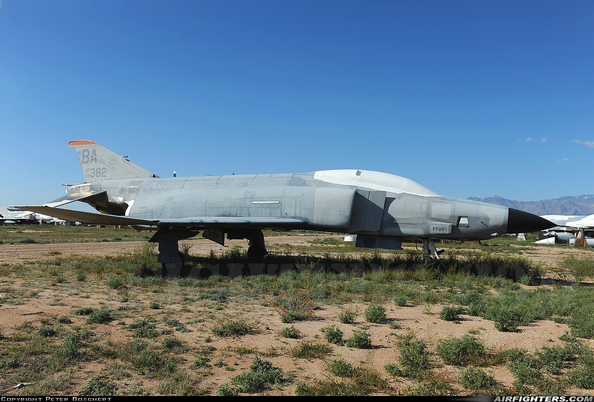 USA - Air Force McDonnell Douglas RF-4C Phantom II 69-0382 at Tucson - Davis-Monthan AFB (DMA / KDMA), USA