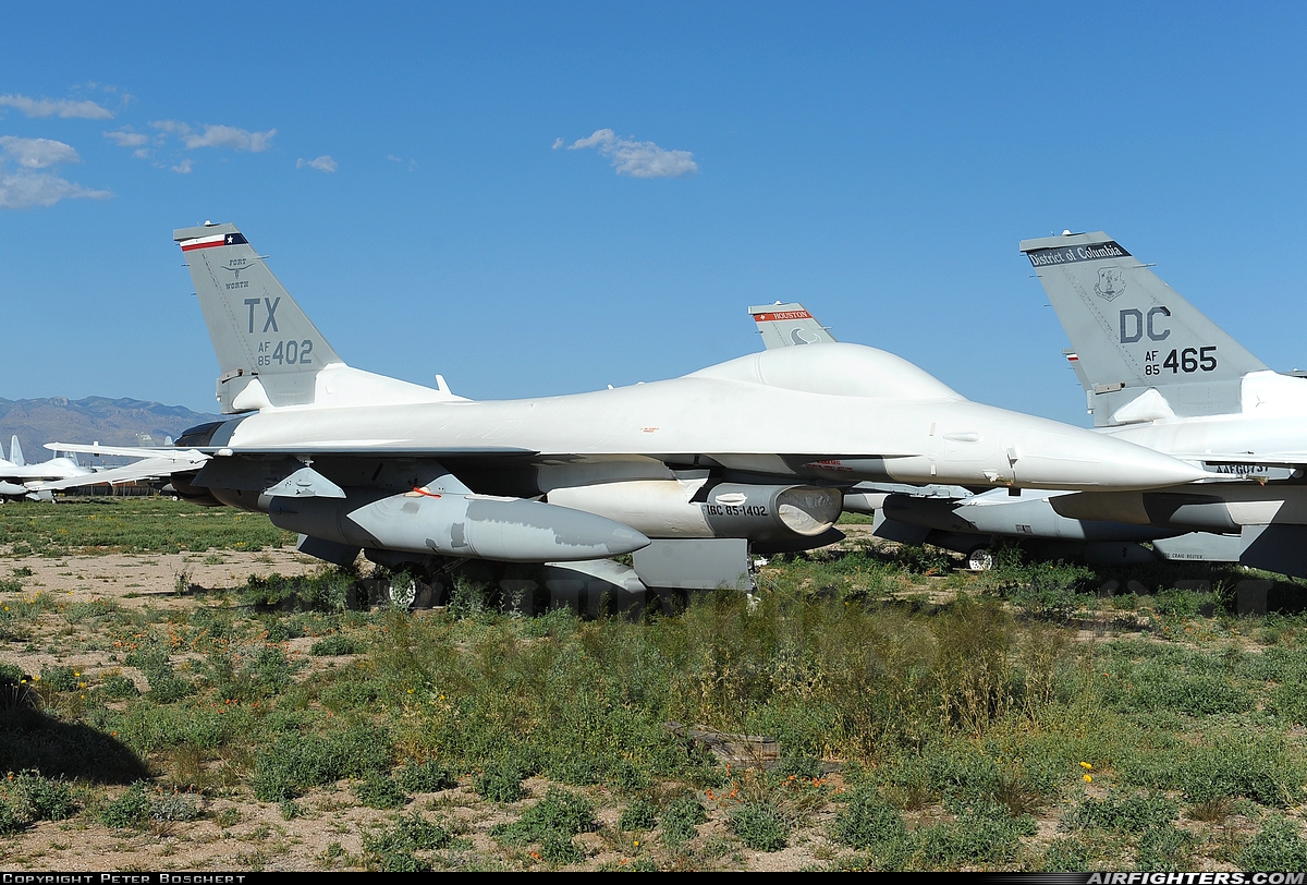 USA - Air Force General Dynamics F-16C Fighting Falcon 85-1402 at Tucson - Davis-Monthan AFB (DMA / KDMA), USA