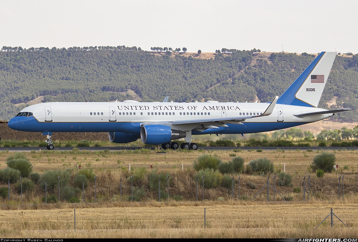 USA - Air Force Boeing C-32A 09-0015 at Madrid - Torrejon (TOJ / LETO), Spain