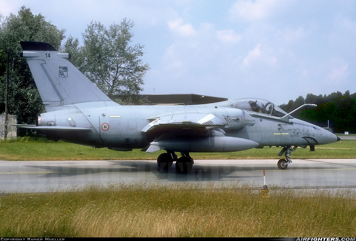 Italy - Air Force AMX International AMX  ACOL MM7160 at Hopsten (Rheine -) (ETNP), Germany