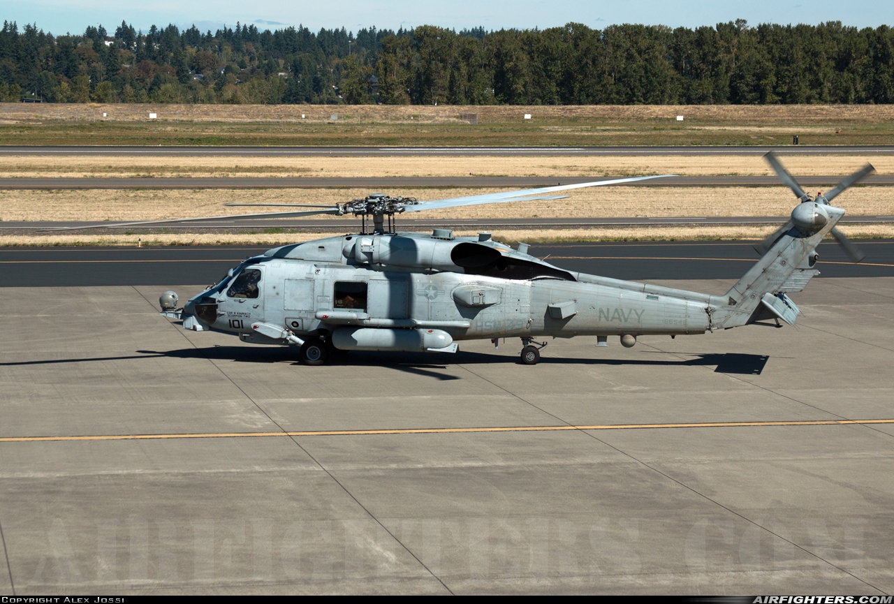 USA - Navy Sikorsky MH-60R Strikehawk (S-70B) 166542 at Portland - Int. (PDX / KPDX), USA