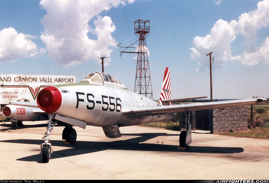 USA - Air Force Republic F-84B Thunderjet 45-59556 at Grand Canyon - Valle (40G), USA