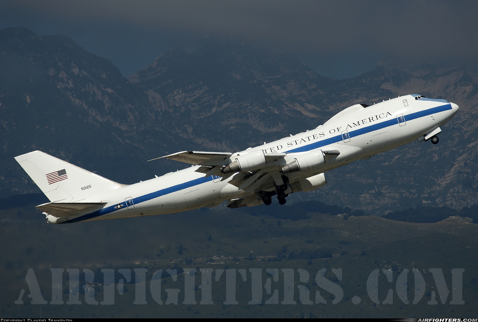 USA - Air Force Boeing E-4B (747-200B) 75-0125 at Aviano (- Pagliano e Gori) (AVB / LIPA), Italy