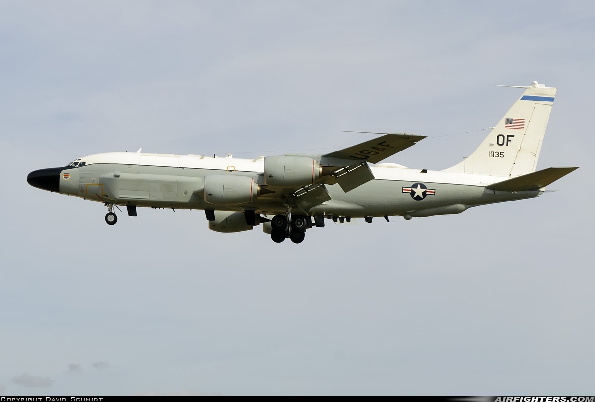 USA - Air Force Boeing RC-135W Rivet Joint (717-158) 62-4135 at Mildenhall (MHZ / GXH / EGUN), UK