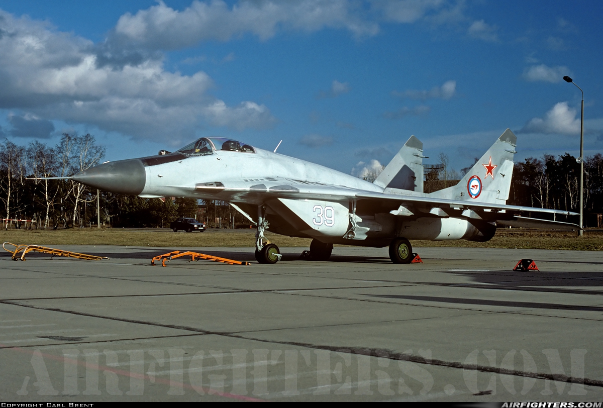 Russia - Air Force Mikoyan-Gurevich MiG-29 (9.13) 39 WHITE at Wittstock (ETGW), Germany