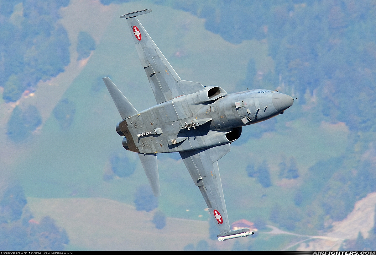 Switzerland - Air Force Northrop F-5E Tiger II J-3015 at Off-Airport - Axalp, Switzerland