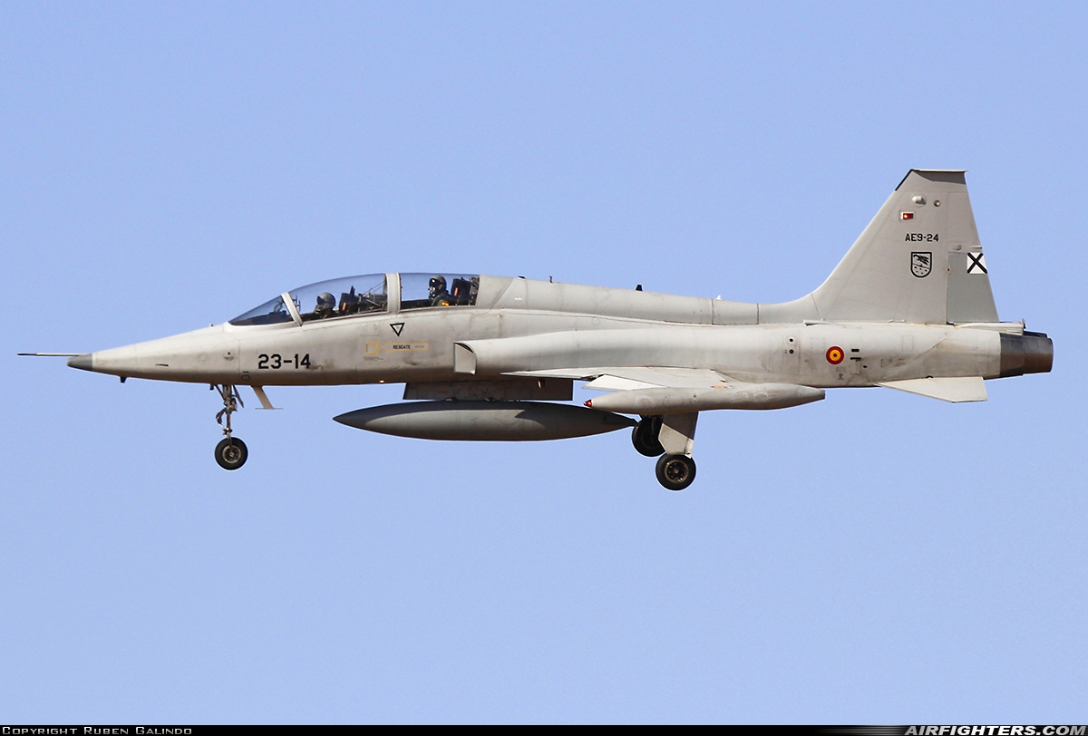 Spain - Air Force Northrop SF-5M Freedom Fighter AE.9-24 at Albacete (- Los Llanos) (LEAB), Spain