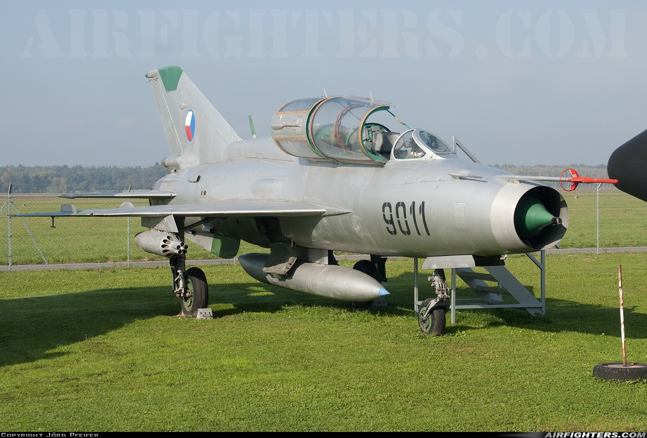 Czech Republic - Air Force Mikoyan-Gurevich MiG-21UM 9011 at Graz - Thalerhof (GRZ / LOWG / LOXG), Austria