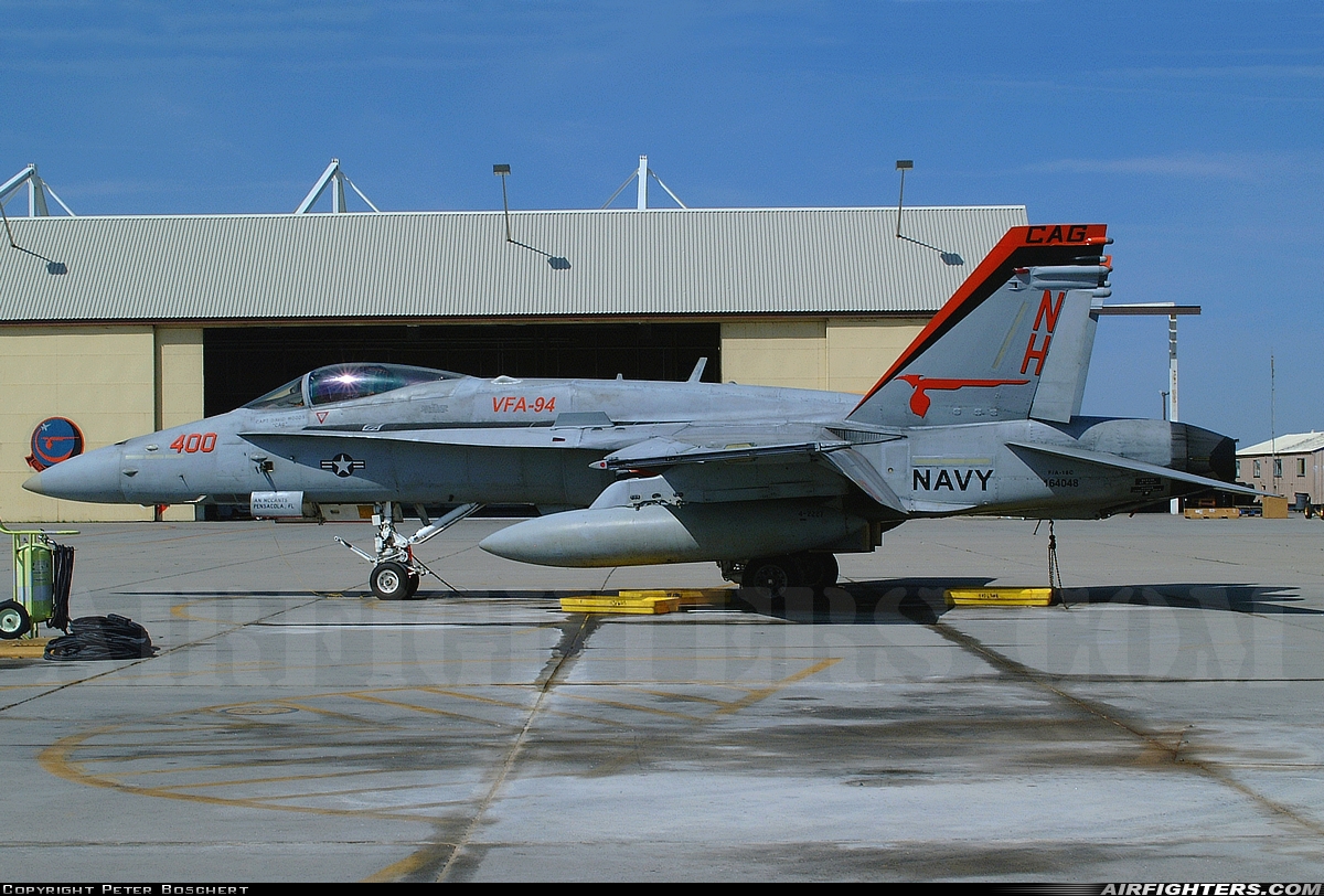 USA - Navy McDonnell Douglas F/A-18C Hornet 164048 at Lemoore - NAS / Reeves Field (NLC), USA