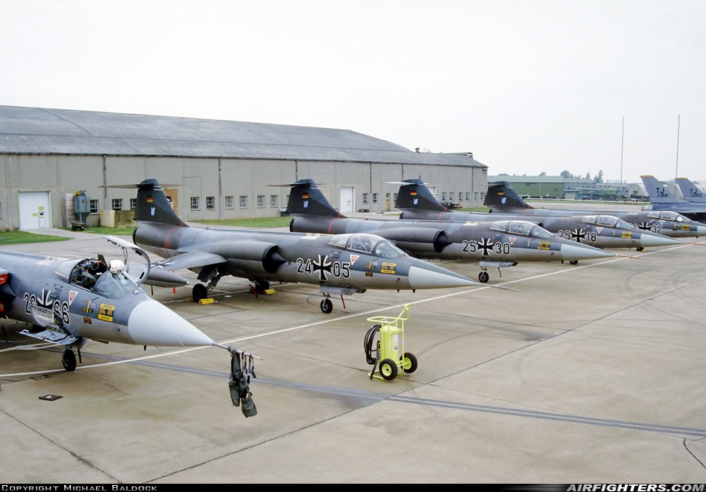 Germany - Air Force Lockheed F-104G Starfighter 24+05 at Fairford (FFD / EGVA), UK