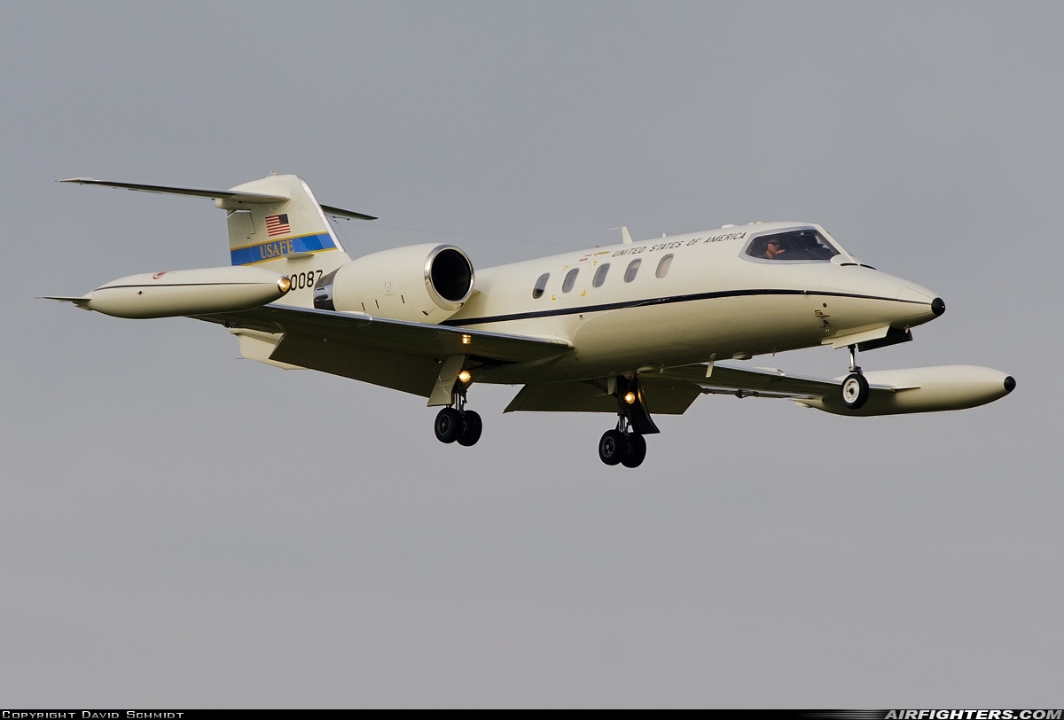 USA - Air Force Learjet C-21A 84-0087 at Mildenhall (MHZ / GXH / EGUN), UK