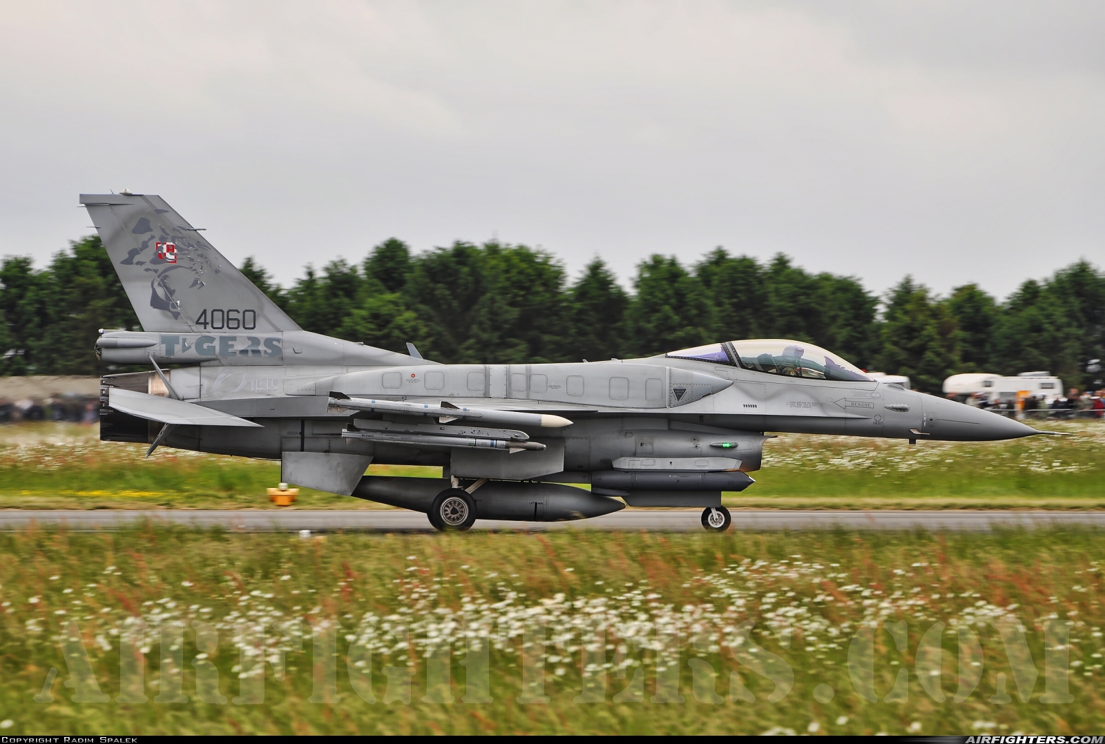 Poland - Air Force General Dynamics F-16C Fighting Falcon 4060 at Cambrai - Epinoy (LFQI), France