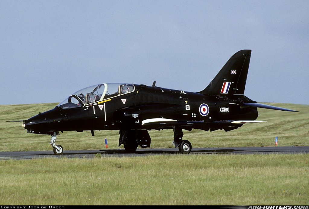 UK - Air Force British Aerospace Hawk T.1 XX160 at Valley (EGOV), UK