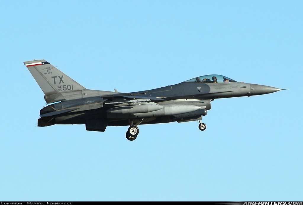 USA - Air Force General Dynamics F-16C Fighting Falcon 85-1501 at Seville - Moron de la Frontera (OZP / LEMO), Spain