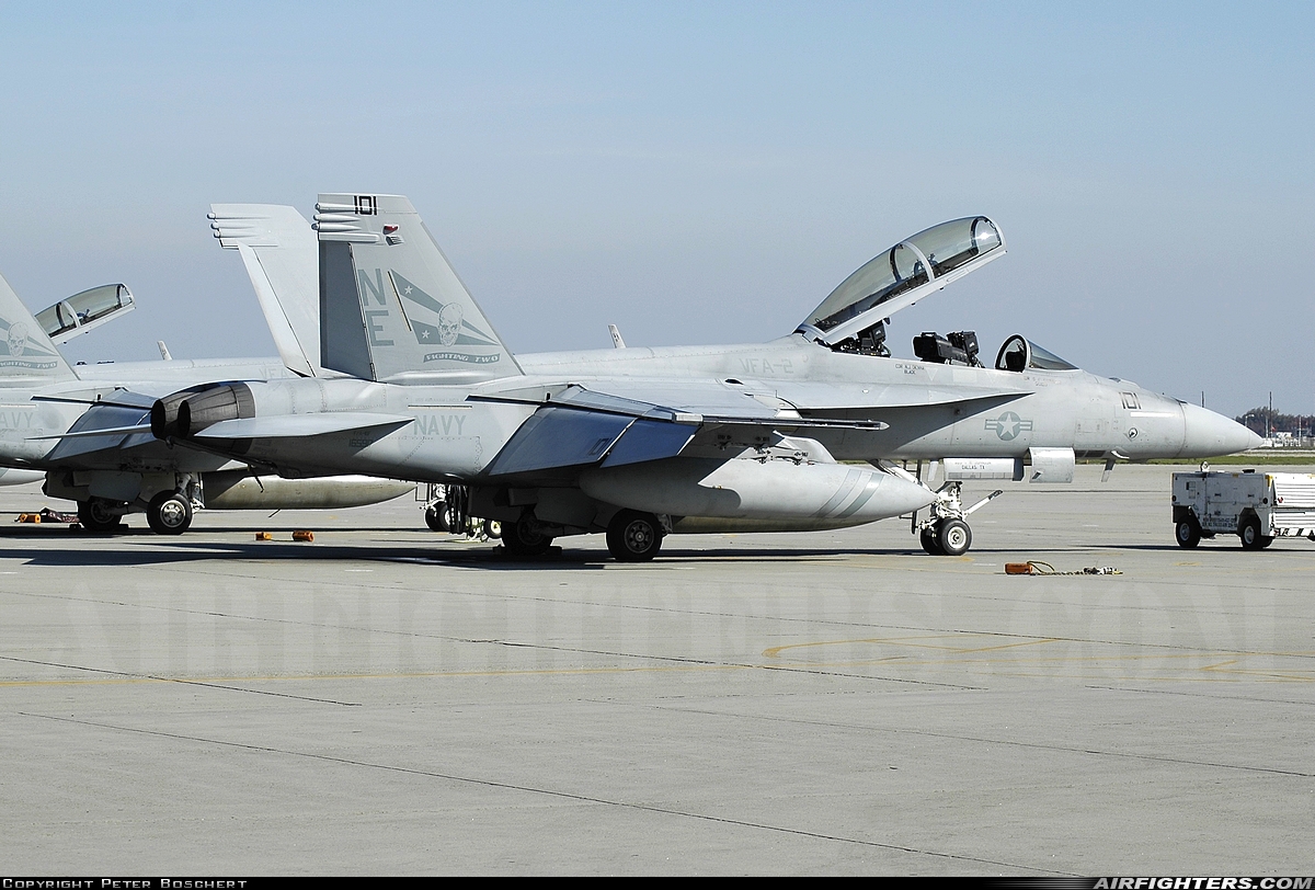 USA - Navy Boeing F/A-18F Super Hornet 165917 at Lemoore - NAS / Reeves Field (NLC), USA