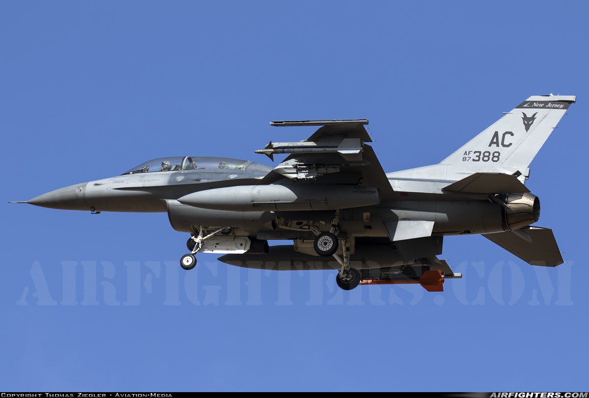 USA - Air Force General Dynamics F-16D Fighting Falcon 87-0388 at Glendale (Phoenix) - Luke AFB (LUF / KLUF), USA