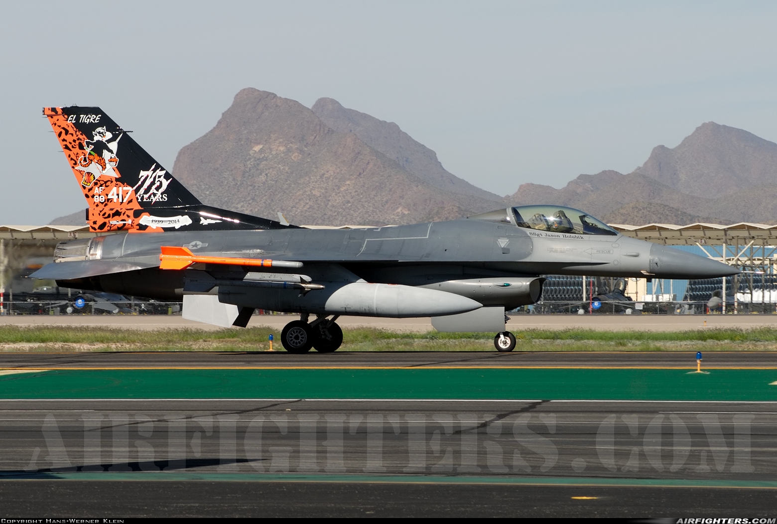 USA - Air Force General Dynamics F-16C Fighting Falcon 88-0417 at Tucson - Int. (TUS / KTUS), USA