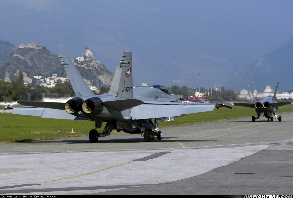Switzerland - Air Force McDonnell Douglas F/A-18C Hornet J-5007 at Sion (- Sitten) (SIR / LSGS / LSMS), Switzerland
