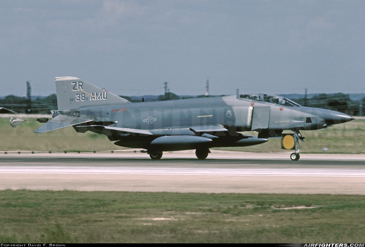 USA - Air Force McDonnell Douglas RF-4C Phantom II 69-0383 at Austin - Bergstrom Int. (AFB) (AUS / KBSM), USA