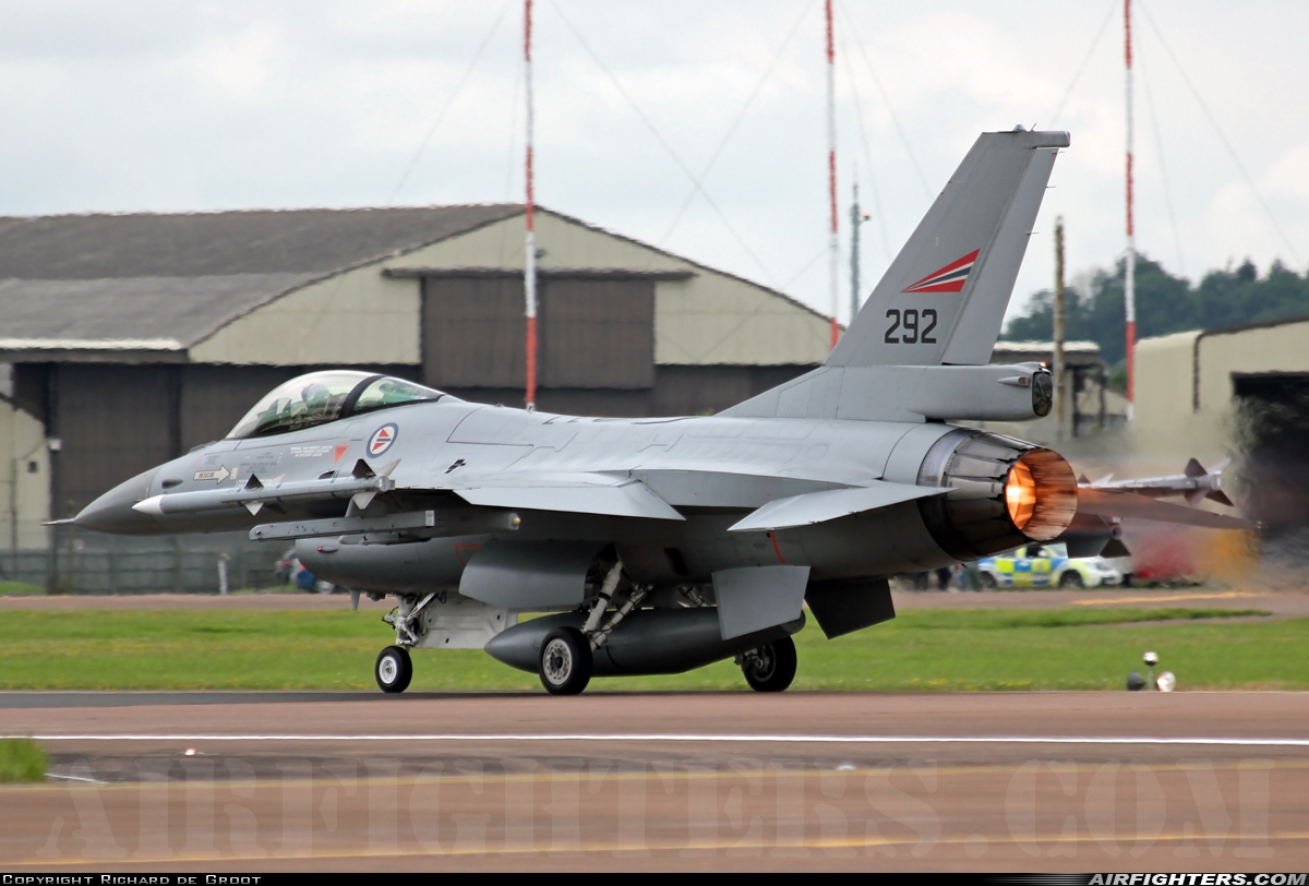 Norway - Air Force General Dynamics F-16AM Fighting Falcon 292 at Fairford (FFD / EGVA), UK