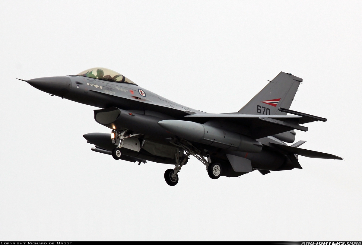 Norway - Air Force General Dynamics F-16AM Fighting Falcon 670 at Leeuwarden (LWR / EHLW), Netherlands