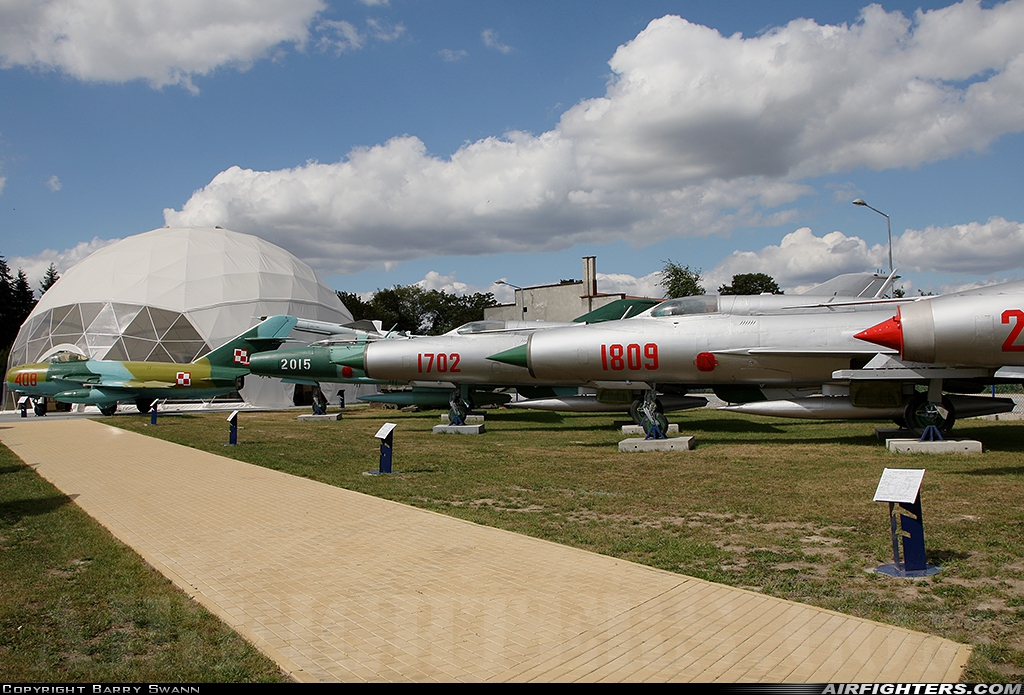 Poland - Air Force Mikoyan-Gurevich MiG-21PF 1809 at Deblin (- Irena) (EPDE), Poland