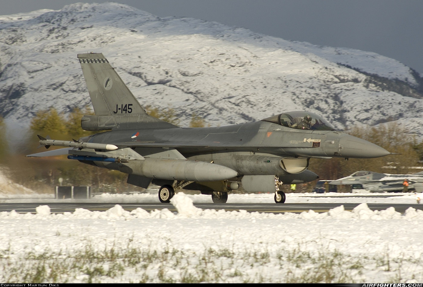 Netherlands - Air Force General Dynamics F-16AM Fighting Falcon J-145 at Orland (OLA / ENOL), Norway
