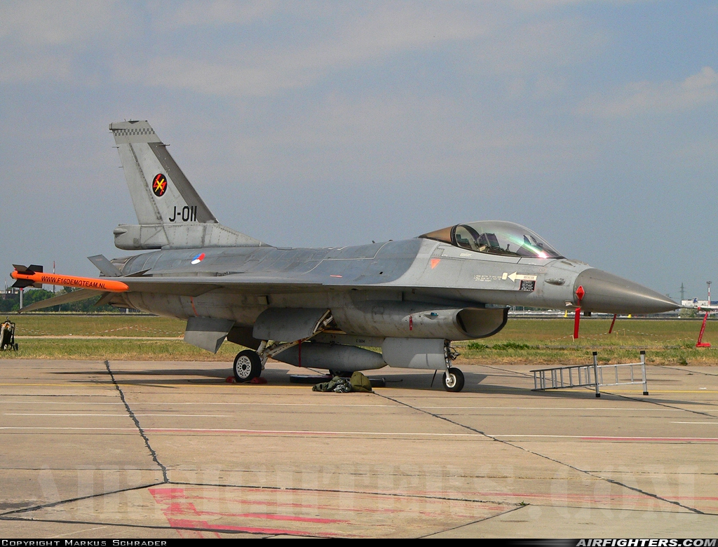 Netherlands - Air Force General Dynamics F-16AM Fighting Falcon J-011 at Berlin - Schonefeld (SXF / EDDB), Germany