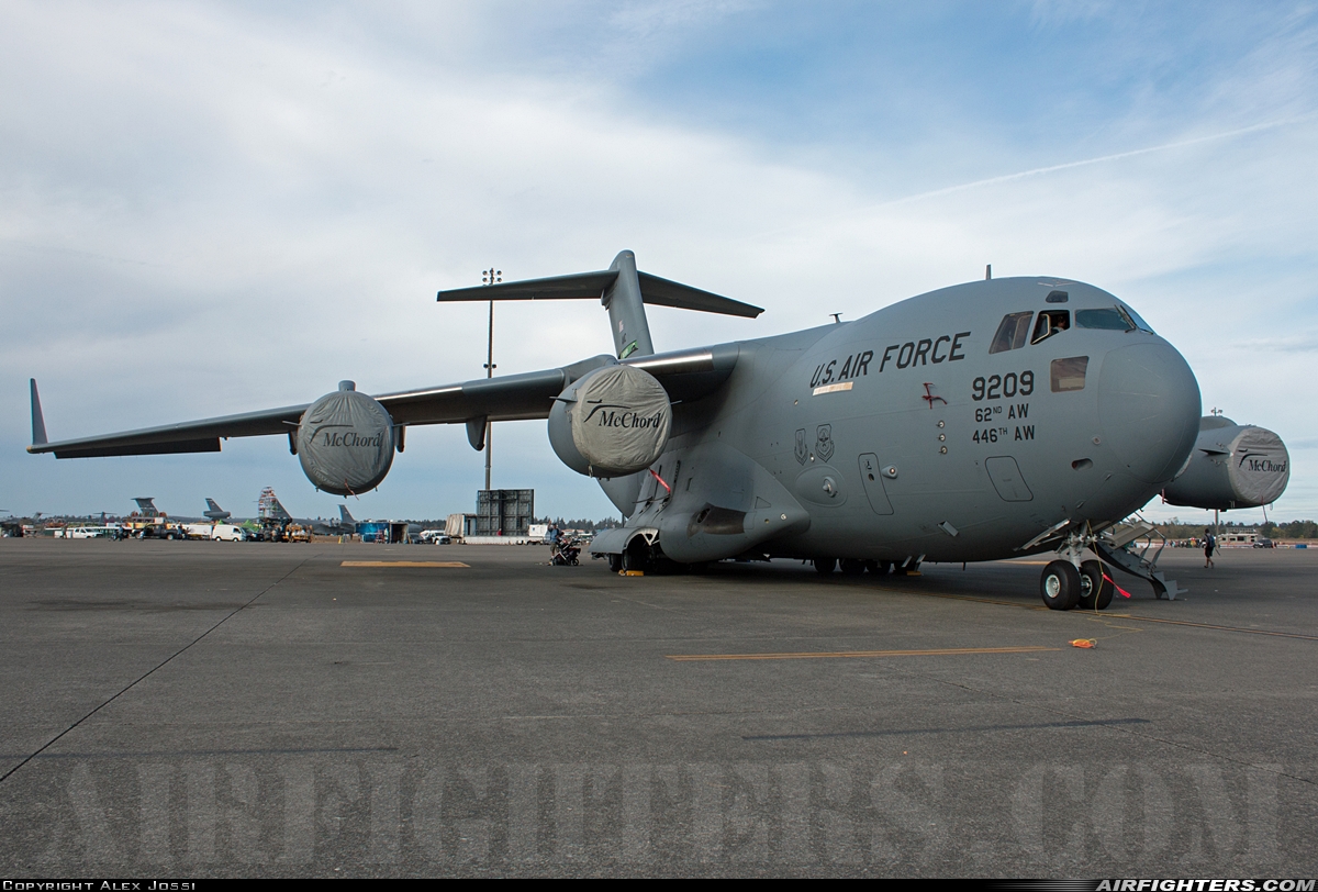 USA - Air Force Boeing C-17A Globemaster III 09-9209 at Tacoma - McChord AFB (TCM / KTCM), USA