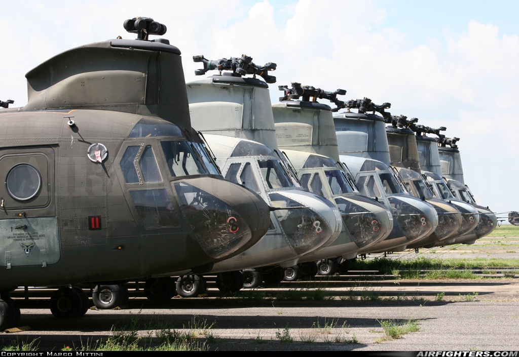 Italy - Army Boeing Vertol CH-47C Chinook MM80828 at Viterbo (LIRV), Italy