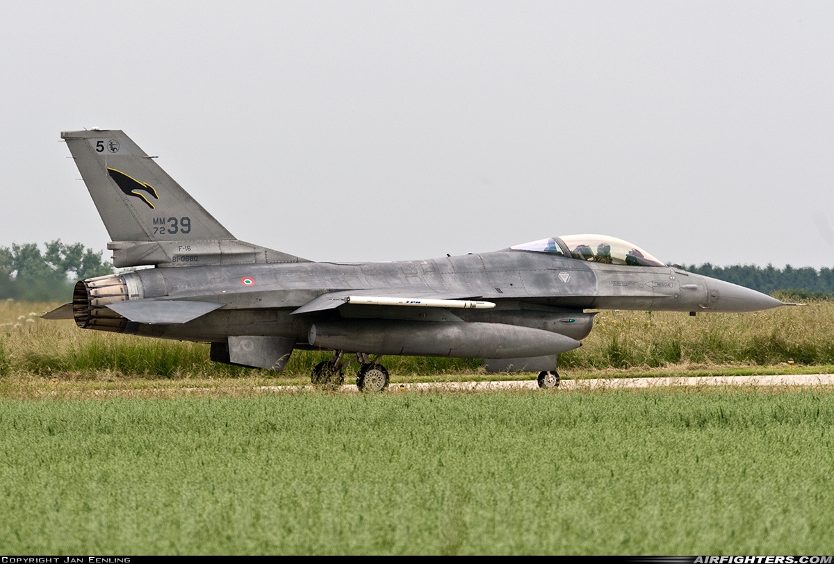 Italy - Air Force General Dynamics F-16A/ADF Fighting Falcon MM7239 at Florennes (EBFS), Belgium