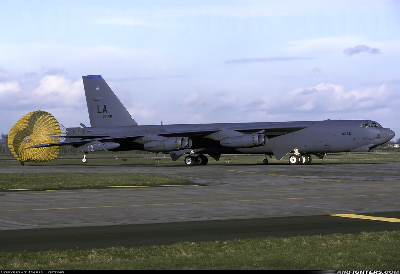 USA - Air Force Boeing B-52H Stratofortress 60-0032 at Fairford (FFD / EGVA), UK