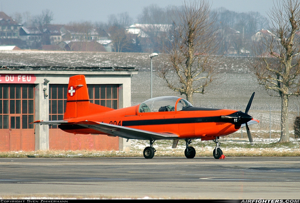 Switzerland - Air Force Pilatus PC-7 Turbo Trainer A-904 at Payerne (LSMP), Switzerland