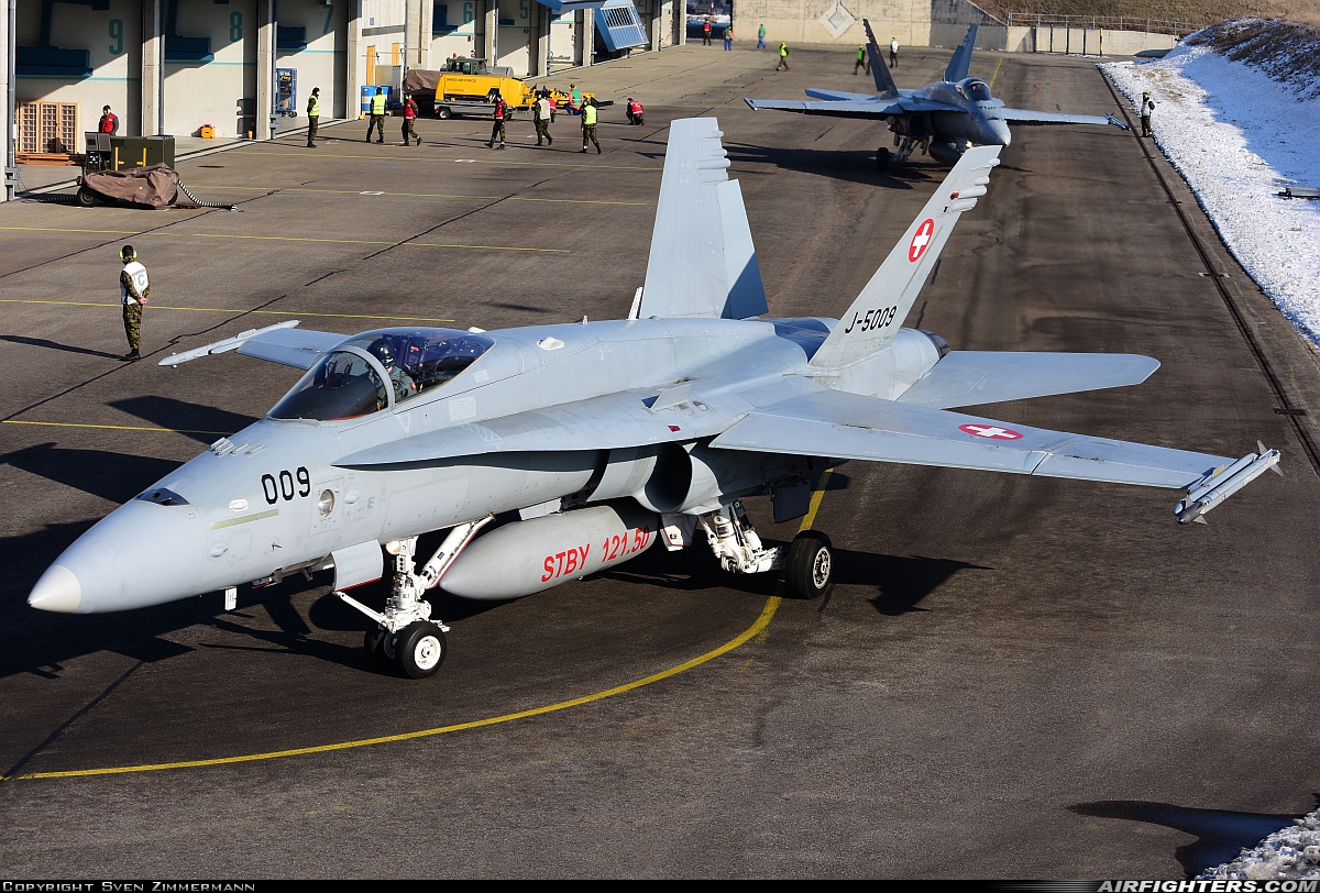 Switzerland - Air Force McDonnell Douglas F/A-18C Hornet J-5009 at Sion (- Sitten) (SIR / LSGS / LSMS), Switzerland