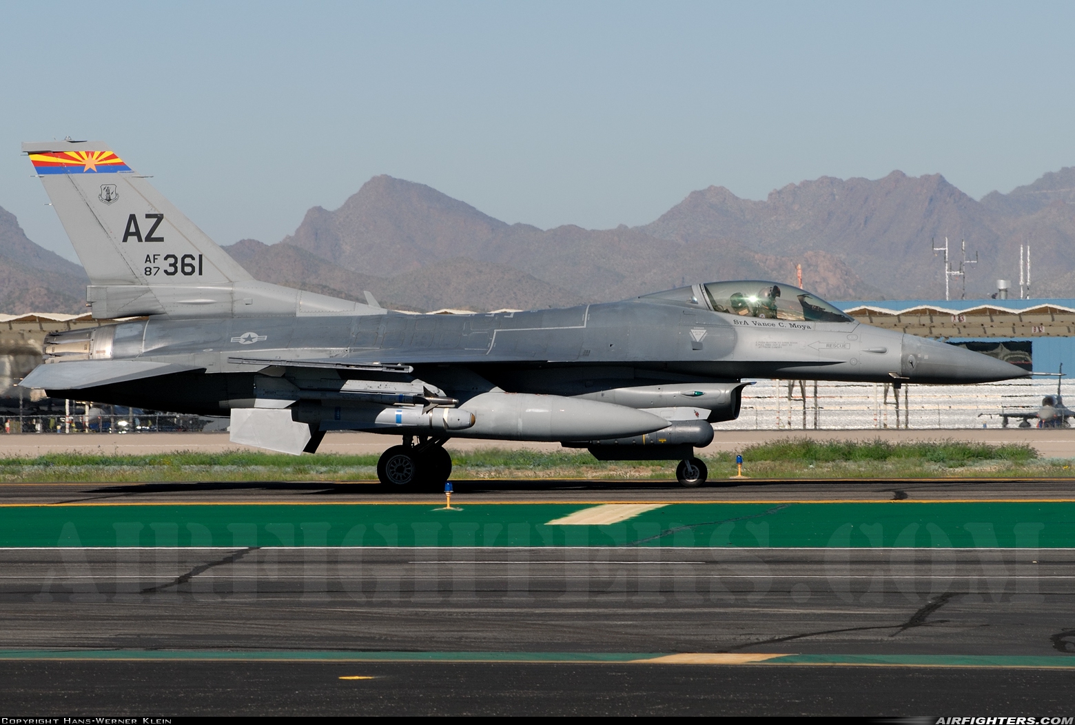 USA - Air Force General Dynamics F-16C Fighting Falcon 87-0361 at Tucson - Int. (TUS / KTUS), USA