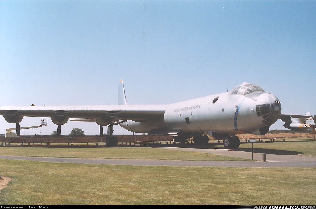 USA - Air Force Convair RB-36H Peacemaker 51-13730 at Atwater (Merced) - Castle (AFB) (MER / KMER), USA